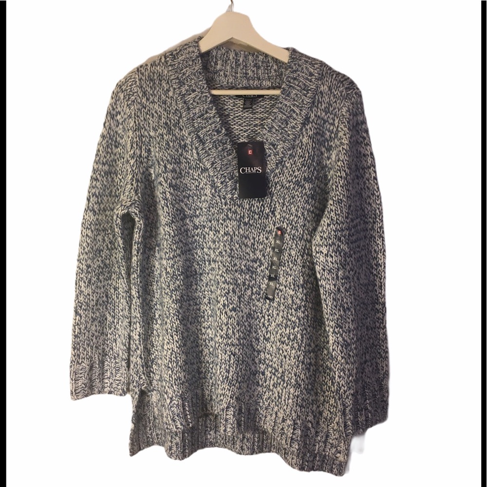 Women’s knit sweater Chaps very Nice Quality!!!!